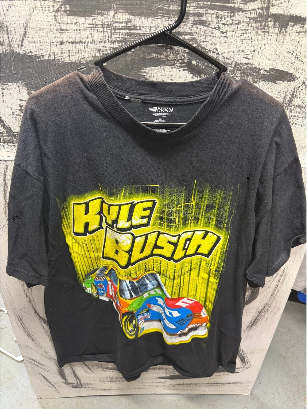 kyle busch #18 nascar shirt 2011